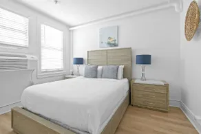 Pool/Valet/StepsToBeach/Dining/Garden 2br - Image 2
