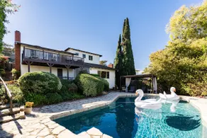 Spacious and Bright 5-Bedroom Oasis Pool and Yard - Image 2