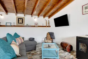 Julian's Wine Cellar - Image 5
