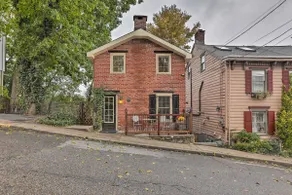 Historic Home in Lambertville: Walk to Bridge - Image 3