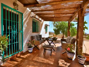 Villa en Málaga, piscina privada y vistas al mar - Image 2