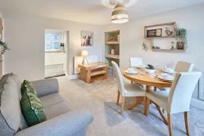 Host & Stay - Sion Hall Cottage - Image 3