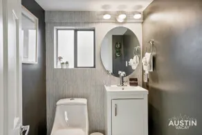 Prime Location w King Accommodations Near Downtown - Image 3