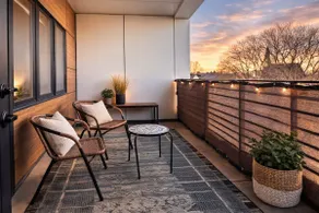 Luxe 1BR Apt Near Brady with Balcony | Sleeps 4 - Image 3