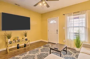 Chic Indianapolis Home w/ Yard Near Downtown! - Image 4