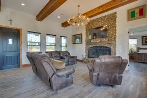 Stunning Ranch Villa: Private Pool & Hot Tub! - Image 3