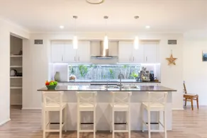 Big Wave At Shoal Bay 8 Achilles St large home with ducted air con Wi Fi and Linen - Image 2