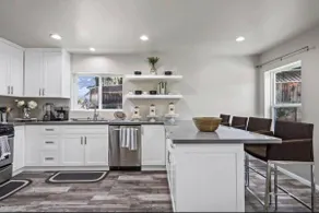 Private Home | Parking | Workspace | Pets Ok - Image 3
