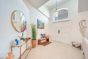 Modern Naples Oasis w/ Saltwater Pool & Jacuzzi! - Image 4