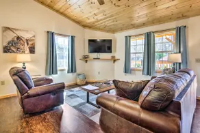 8 Mi to Great Smoky Mtn National Park: Cozy Cabin - Image 4