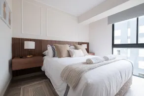 iH*| Lux New 2 BR Apt w/ Parking & AC - Image 2