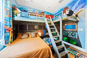 Kelena's Grand Cabana - Image 5