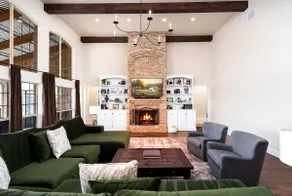Farmhouse-Chic Estate mit Gästehaus verfügbar! - Image 3