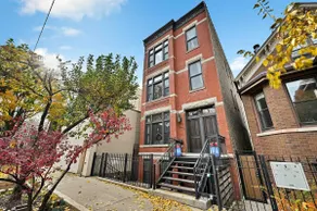Lively Wicker Park 2br, Steps to Damen Blue Line - Image 5