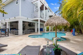Fish Stix: Elevator, 4 Houses to Beach, Pool by Anna Maria Life Vacation Rentals - Image 2