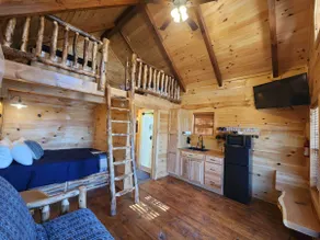Kenai Fjord/Lakeview 4-6 Person Midsize Cabin - Image 3