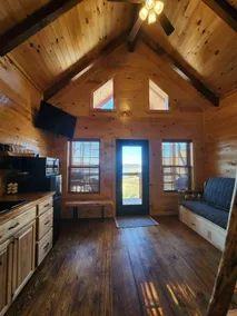 Kenai Fjord/Lakeview 4-6 Person Midsize Cabin - Image 4