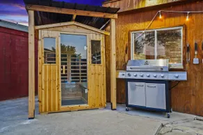 Sophisticated 5BR 2,5BA Holiday Villa - Pool Sauna Hot Tub - Image 5