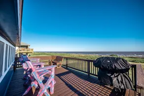 Beachfront Cottage on Sargent Beach - Image 2