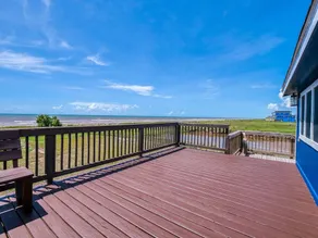 Beachfront Cottage on Sargent Beach - Image 3