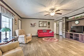 Lovely Sadieville Retreat w/ Deck & Grill! - Image 5