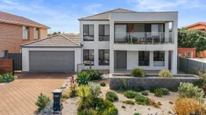 HaltandHide by Wine Coast Holiday Rentals - Image 2