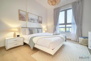 Placid 1BR at La Cote 5 Jumeirah 1 by Deluxe Holiday Homes - Image 2