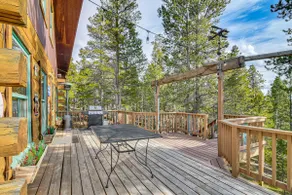 BBQs, Hikes & Fireside Nights: Cabin in Black Hawk - Image 2