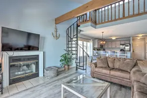 Lakefront Retreat: Prime Osage Beach Location! - Image 3
