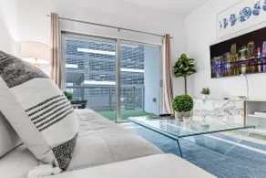Lovely Unit Mins from Wynwood W/ Free Parking - Image 2
