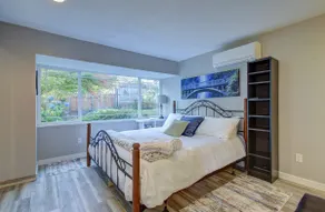 Close to Downtown*Luxe-Beautiful Shower-Pets! - Image 5