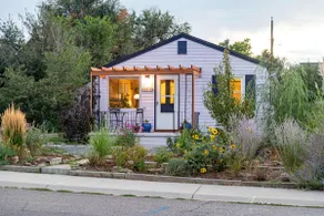 Private 2BR Bungalow | Kids Playset + Toys - Image 4
