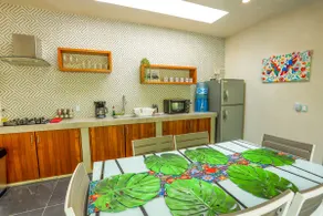 Appartamento accogliente e familiare con giardino, internet veloce e griglia | Vista sul lago | Accetta animali domestici - Image 5