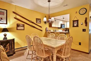 Charming Glazebrook Condo - 1 Mile to Lifts - Close to everything! J3 - Image 3