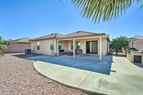 2 Mi to State Farm Stadium! Family-Friendly Home - Image 2