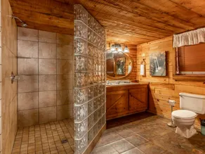 Buffalo River Cabin w/ Hot Tub - Image 3