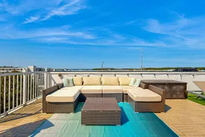 Modern Retreat no 2 enjoy a rooftop deck with Ocea - Image 3