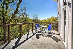 Denison Home w/ Balcony: Walk to Downtown! - Image 2