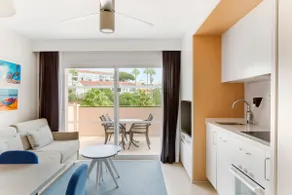 Bright 1-Bed Apartment | Costa del Sol | Sleeps 4 - Image 2