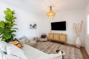 Sea Breeze Cottage - oceanstays - Image 2