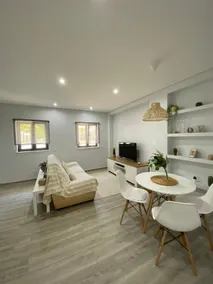Appartamento 'T2 Olhão' con Vista Mare, Wi-Fi e Aria Condizionata - Image 2