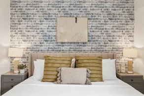 Quick Jaunt to Rainey | Exquisite Stylish Bungalow - Image 3