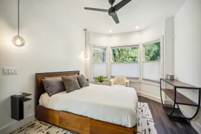 Luxury River Home - Pets Stay Free - Image 4