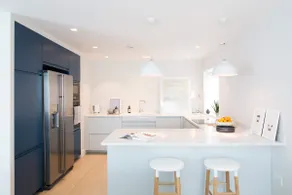 Insta-worthy 4br designer house 5 min to the beach - Image 2