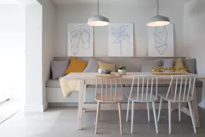 Insta-worthy 4br designer house 5 min to the beach - Image 3