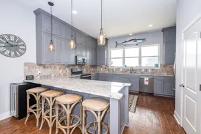 Spacious Home on ICW w/ Fabulous Patios on Sargent Beach & ICW Side! - Image 3