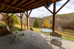 Mountain Retreat in West Jefferson - Image 4