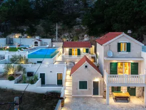 VIP! Luxury Villa,Spacious heated Pool,near Split - Image 2