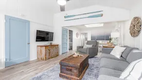 Charming Dog-Friendly Cottage Near Beach - Image 2