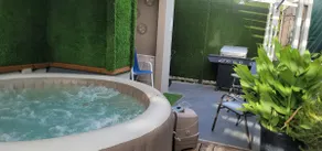 Breezy House-TV & ACs in every room- Hot Tub - Image 4
